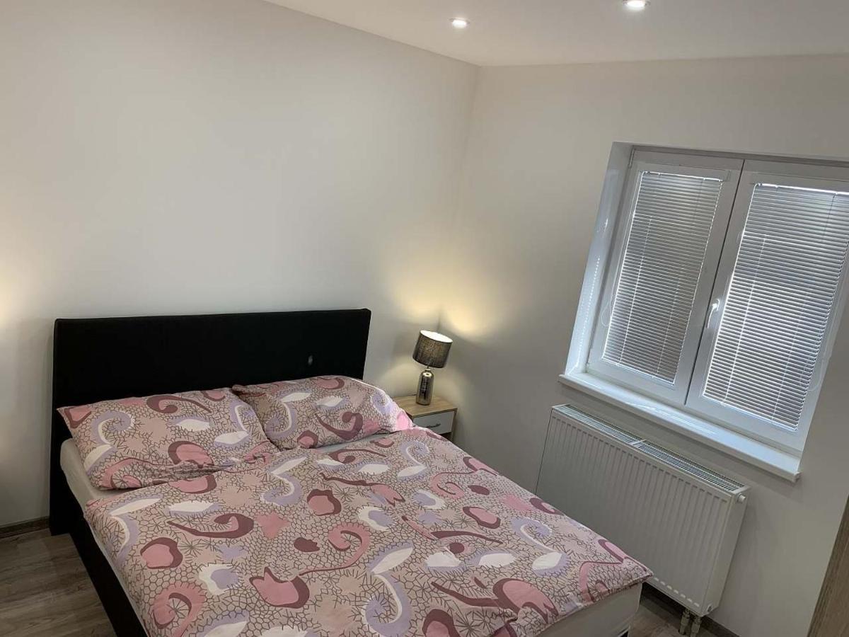 Apartman Levandule Marenice Exteriör bild