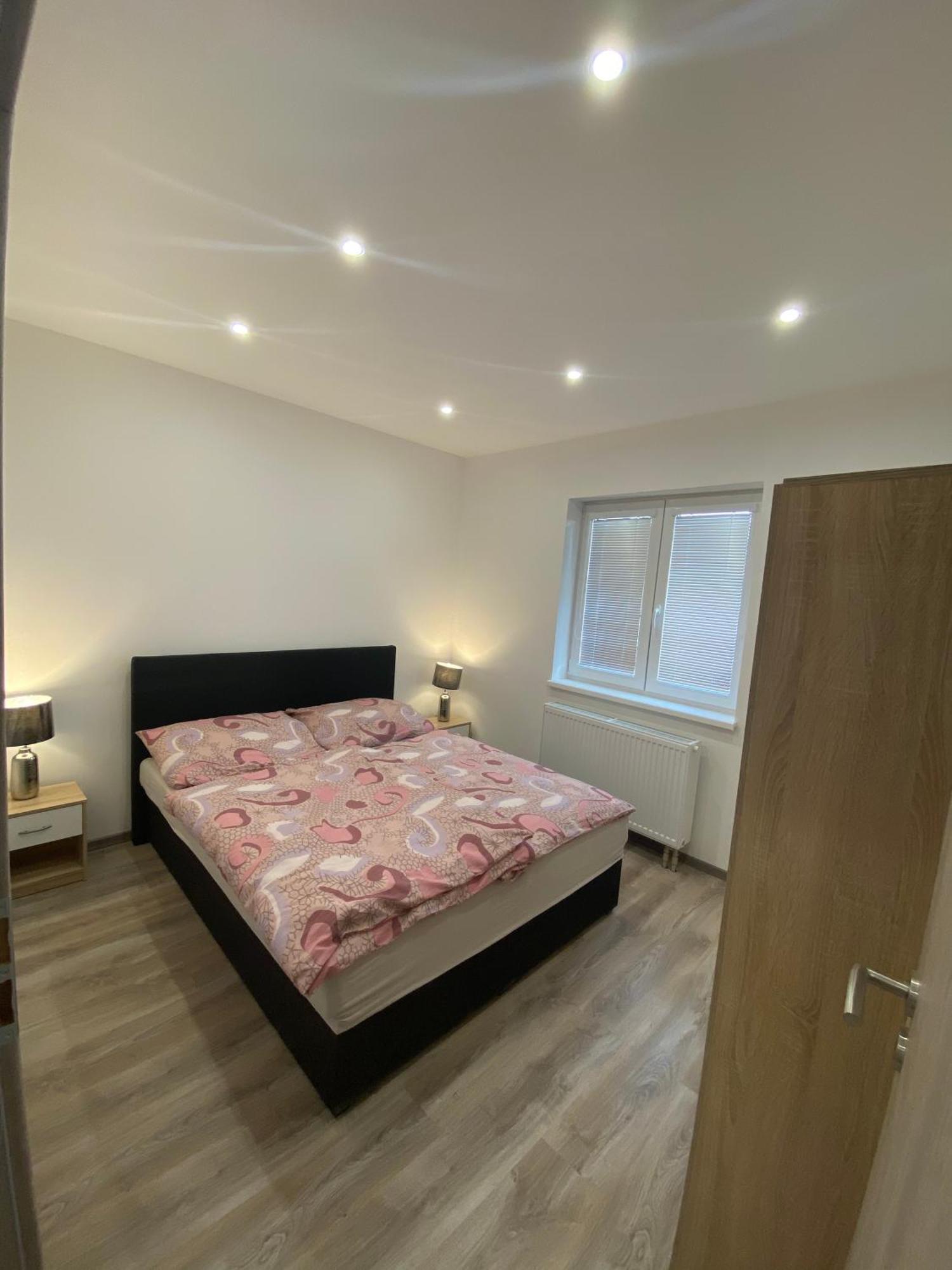 Apartman Levandule Marenice Exteriör bild
